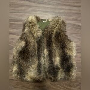 GAP Kids Faux Fur Vest - Brown and Tan size 12-18M